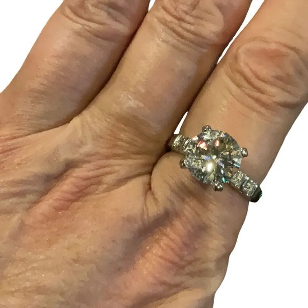 Beautiful engagement ring - Picture 4 of 6